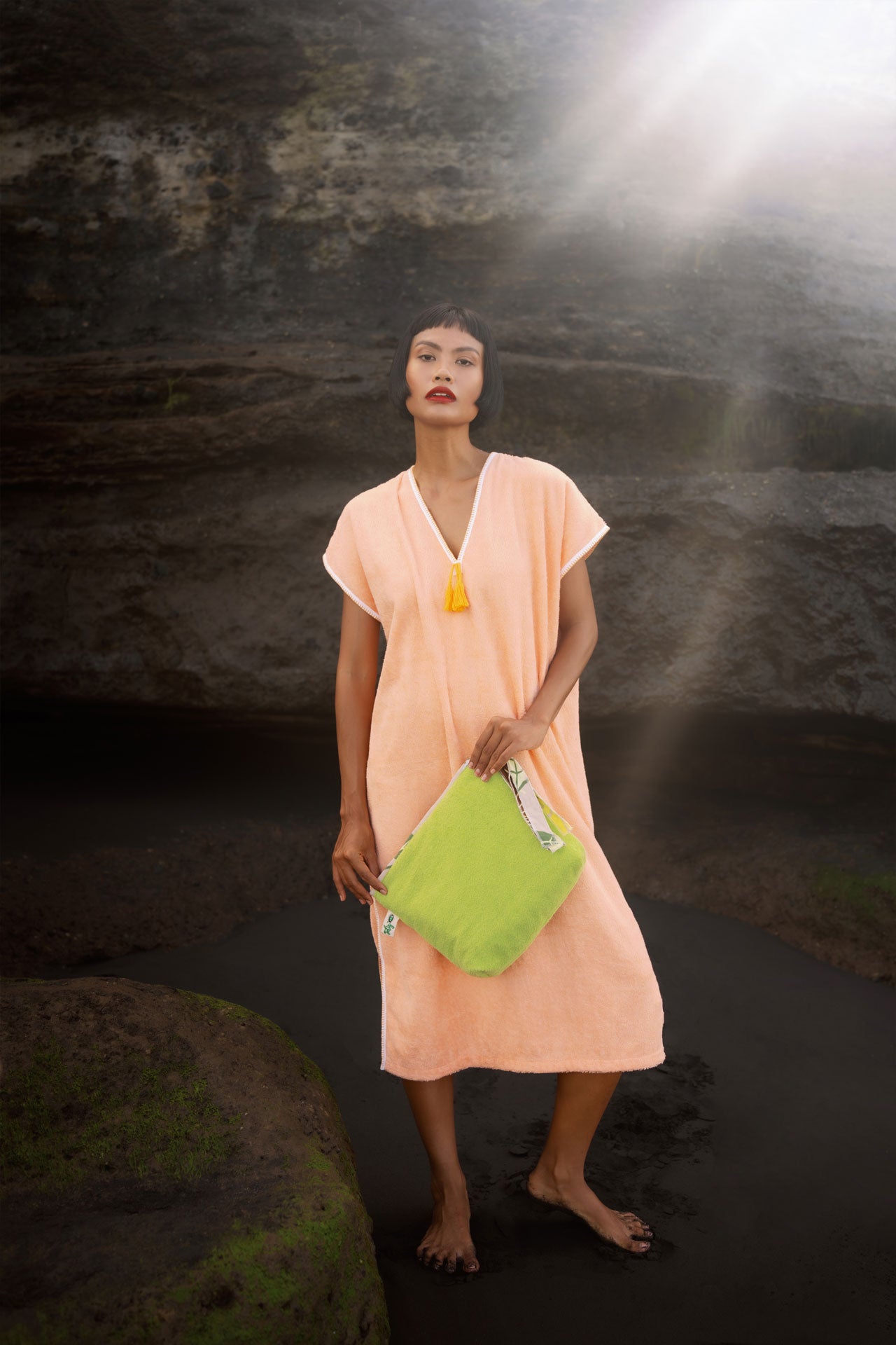 Teratai Beach Pouch Apple