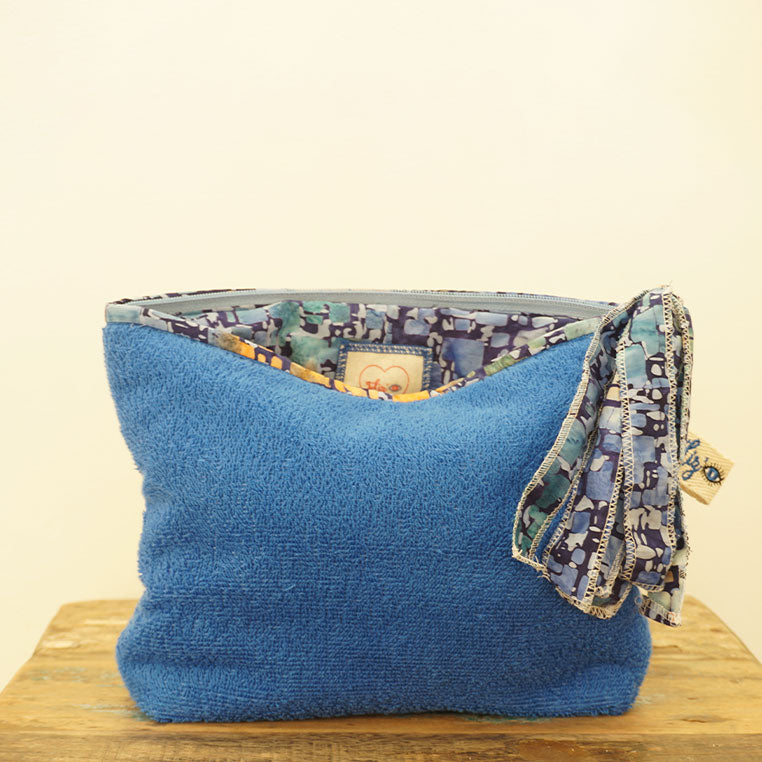 Teratai Beach Pouch Indigo