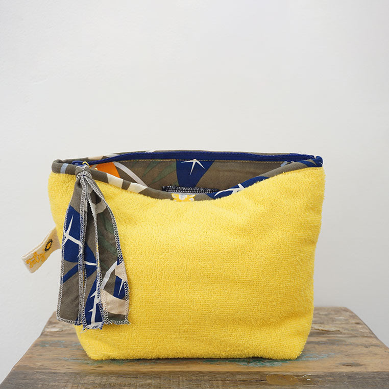 Teratai Beach Pouch Lemon