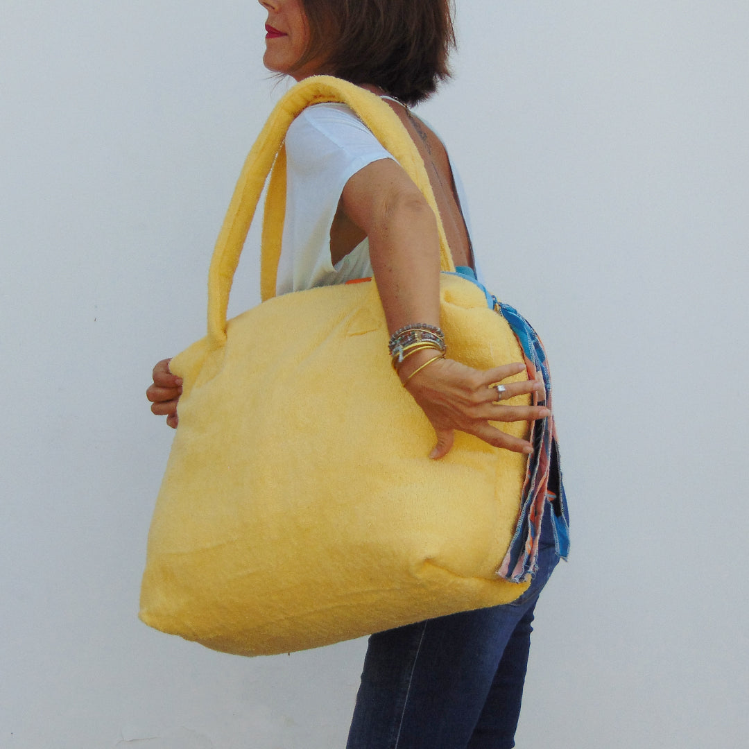 Lambai Beach Bag Pineapple LAMBAGOSPIN original paintings